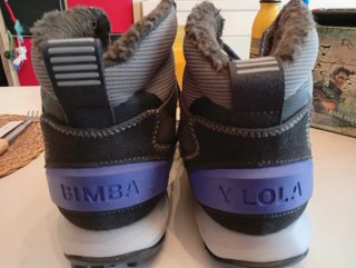 Botas Bimba y Lola negras y grises
