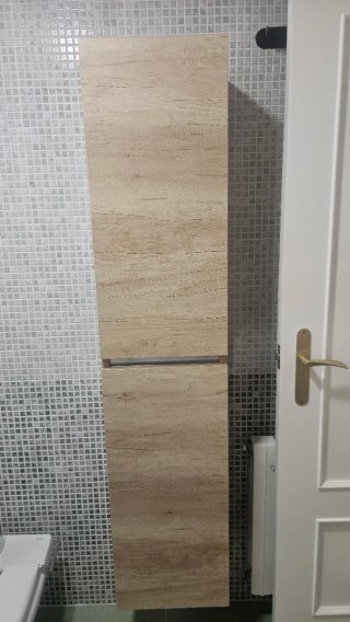 Mueble baño efecto madera con lavabo (+ armario).