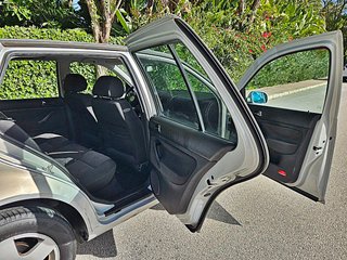 Volkswagen Golf 1.6 Conceptline 5p. 100 CV