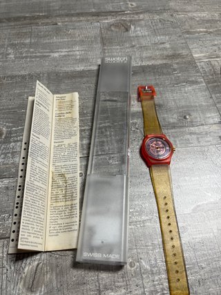 Orologio Swatch trasparente