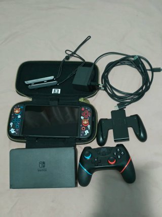 Nintendo Switch OLED negra+ Accesorios