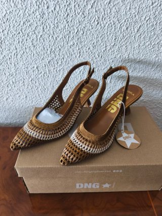 Zapatos de salón D'ANGELA nuevos
