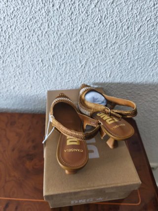 Zapatos de salón D'ANGELA nuevos
