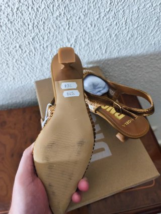 Zapatos de salón D'ANGELA nuevos