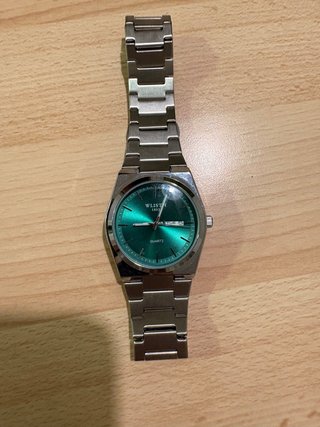 Reloj Wlisth Esfera Verde y Correa Plateada