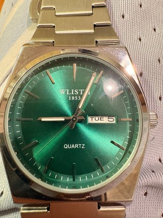 Reloj Wlisth Esfera Verde y Correa Plateada