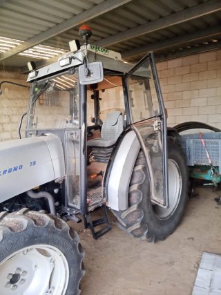 Tractor Lamborghini Cronos 75