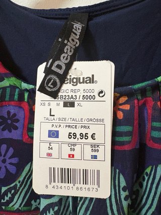 Camiseta Desigual Talla L - Nueva con etiquetas