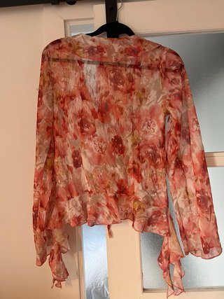 Blusa floral manga larga volantes