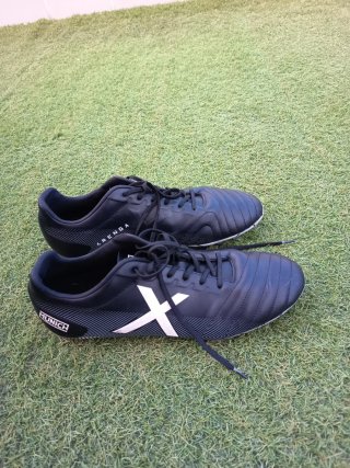 Botas de fútbol Munich negras