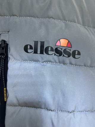 Abrigo Ellesse reflectante plateado