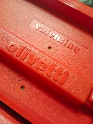 Máquina escribir valentine olivetti olivetti rojo
