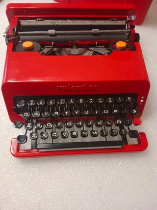 Máquina escribir valentine olivetti olivetti rojo