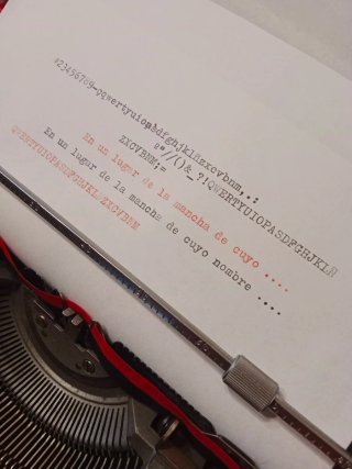 Máquina escribir valentine olivetti olivetti rojo