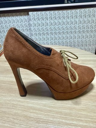 Zapatos tacón plataforma cordones T39