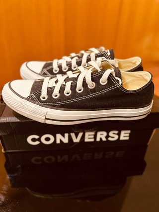 Converse Negras talla 37 nuevas con caja