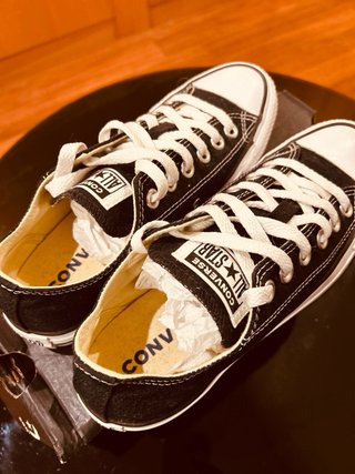 Converse Negras talla 37 nuevas con caja
