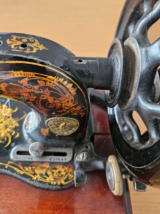 Máquina de coser Singer antigua
