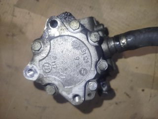 Bomba dirección con bote Audi A4 B7