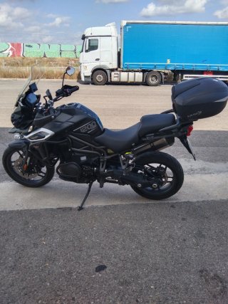 Triumph Tiger 1200 XRT Negra