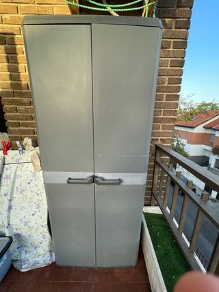Armario exterior resina plástico gris 68x166x39 cm