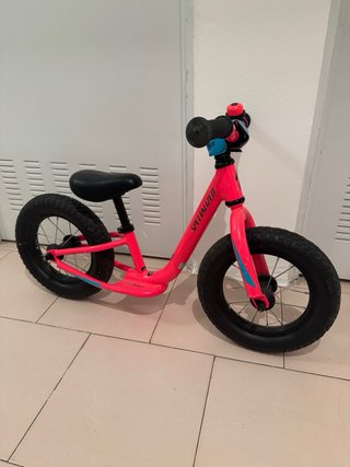 Bicicleta Specialized Hotwalk Niños