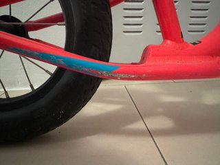 Bicicleta Specialized Hotwalk Niños