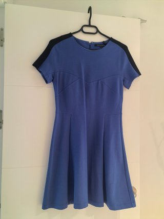 Vestido azul y negro