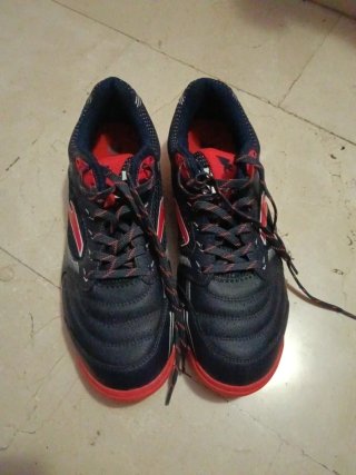 Zapatillas deportivas hombre negras y rojas