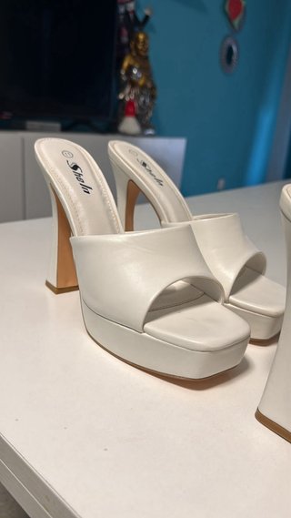 Sandalias de tacón blancas talla 42