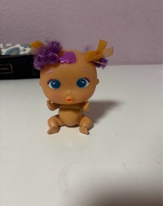 Muñeca Bellies Bebé con lazos