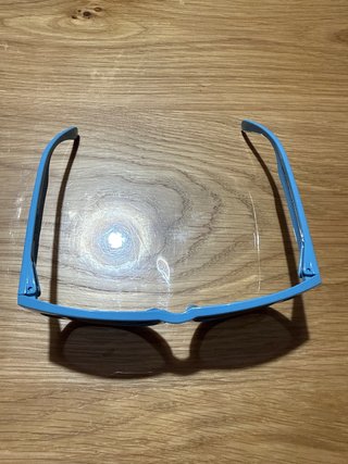 Gafas de sol Oakley azules sin usar