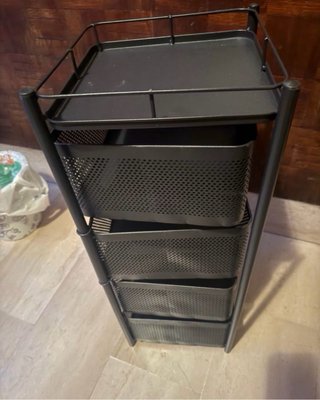 Scaffale rotante 4 ripiani nero