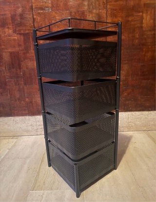 Scaffale rotante 4 ripiani nero