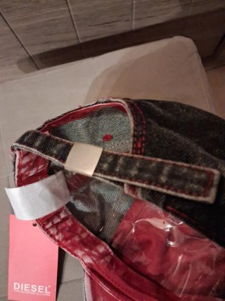 Cappellino Diesel distressed nero