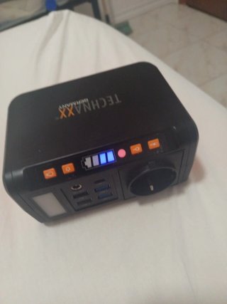 Mini estación de energía TECHNAXX .