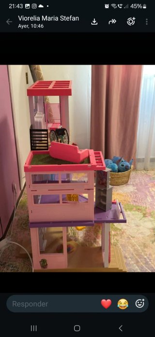 Casa de muñecas Barbie con accesorios