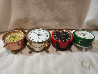 4 Despertadores Vintage 3 JAZ y 1 VIVAS
