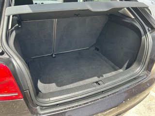 Audi A3.