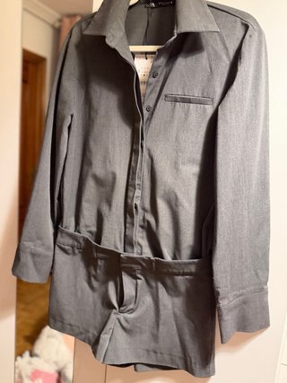 Mono corto Zara gris