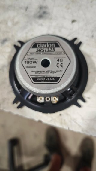 Altavoces compuestos Clarion SRS1325