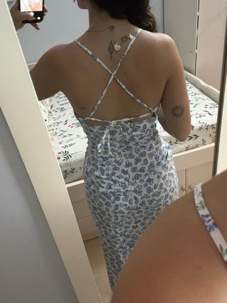 Vestido blanco con estampado floral