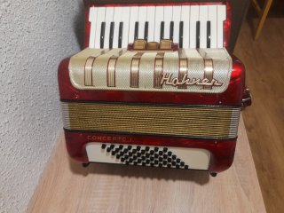 Acordeón Hohner Concerto I 48 bajos