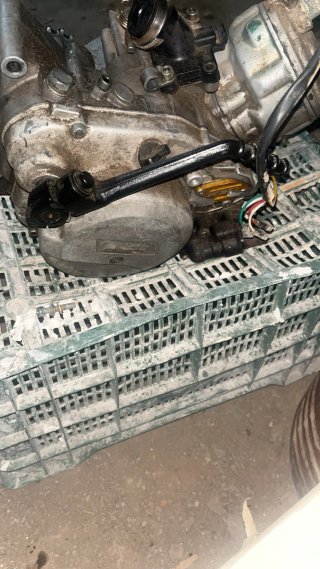 Motor AM6
