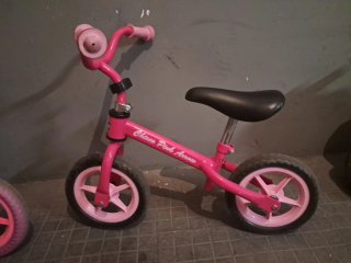 Bicicleta de equilibrio rosa Chicco