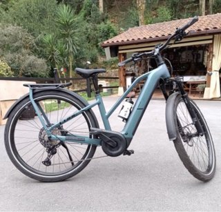 Bicicleta Eléctrica CUBE Kathmandu Hybrid SLX 800
