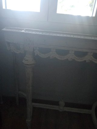 Mesa de consola antigua de madera