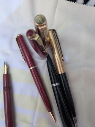 Bolígrafos Parker Vintage Dorados y Rojos , oro 14