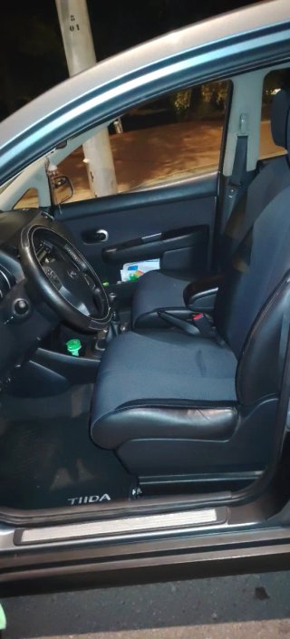 Nissan Tiida 2008