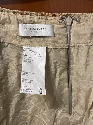 Falda Pronovias Encaje y Pedrería Talla 48